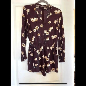 Kendall & Kylie floral romper